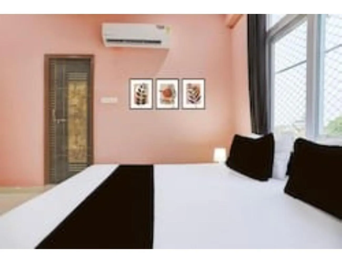 منزل للإقامة Shri Gopal Upwan Hotel Lawn & Banquet, فاراناسي الهند