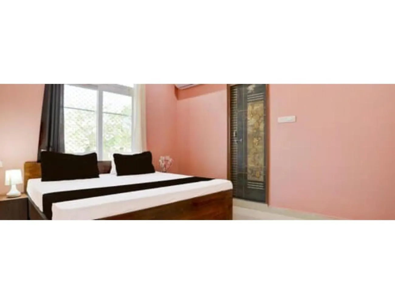 Shri Gopal Upwan Hotel Lawn & Banquet, فاراناسي 0*,  الهند